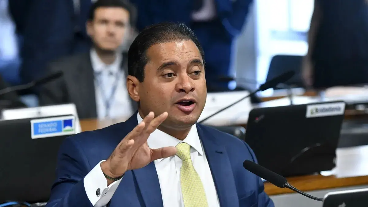 Operação da PF que apura desvios do INSS tem vice-líder do governo no Senado como alvo