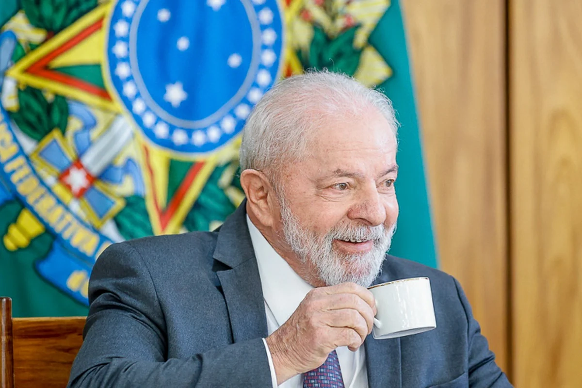 lula-durante-cafe-da-manha-com-jornalistas509327.jpeg.1200x0_q85_upscale
