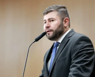 'Gestões de Rio Verde e de Aparecida foram mais competentes que as de Anápolis", diz deputado anapolino