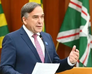 Mabel tem aprovação de 42,43% contra reprovação de 43,59%, diz Goiás Pesquisas