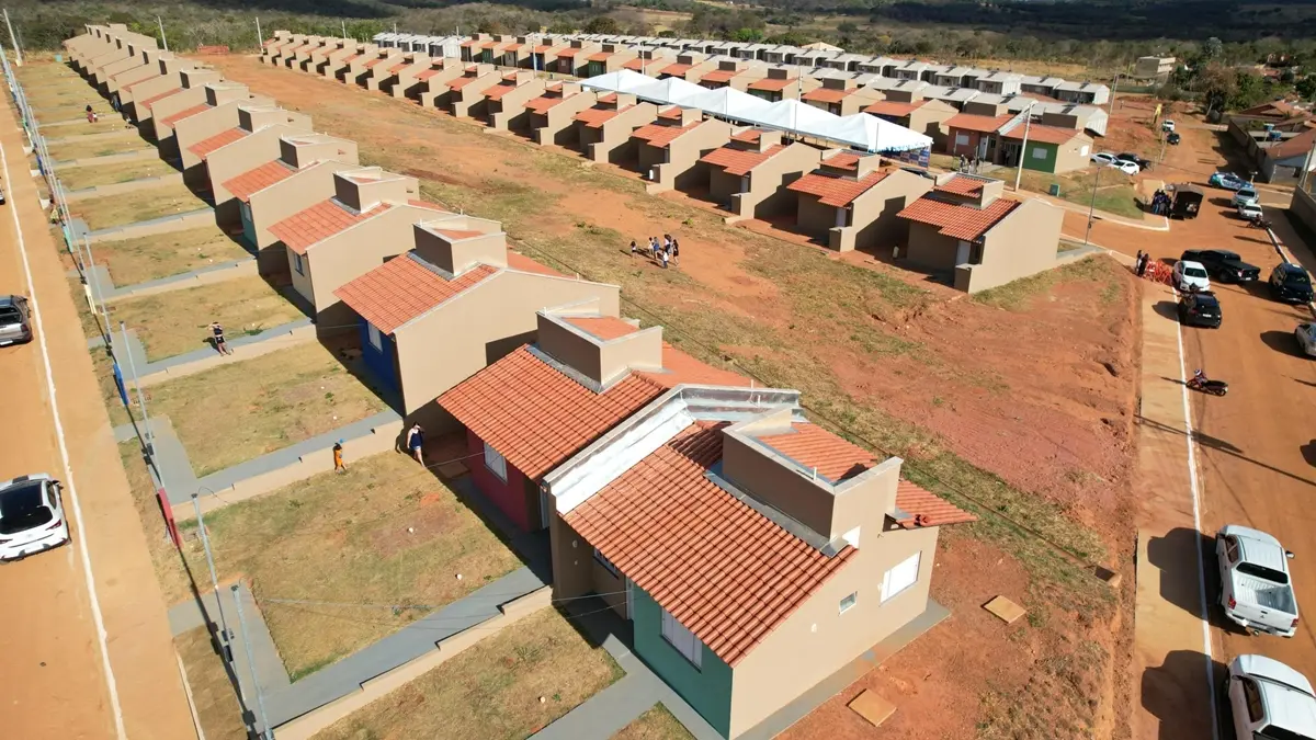 Ações de habitação social em Goiás somam quase R$ 1 bilhão em 2025
