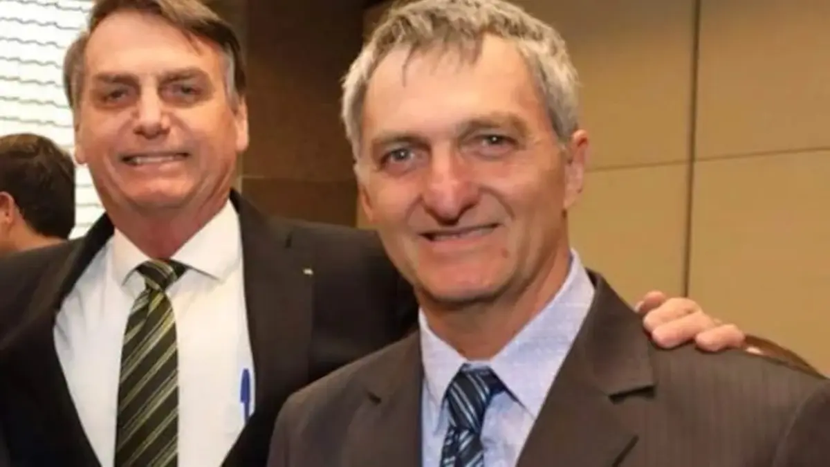 Bolsonaro faz quadra na Mega da Virada