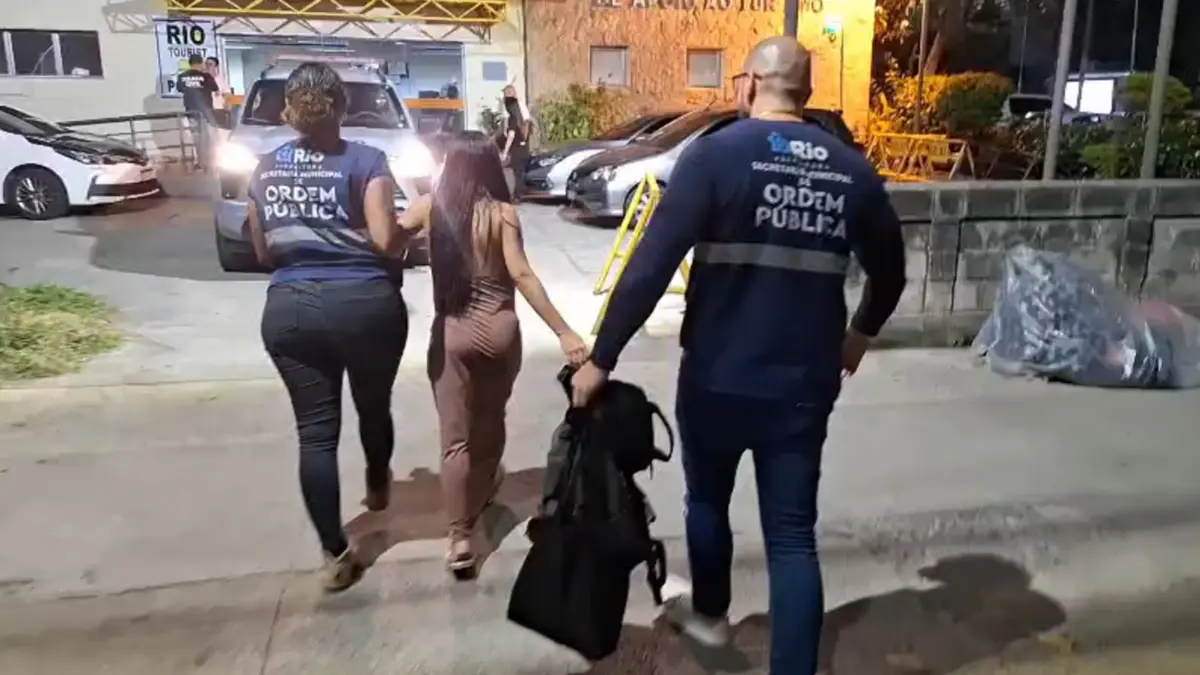 Grávida é presa após roubar 29 celulares no Réveillon