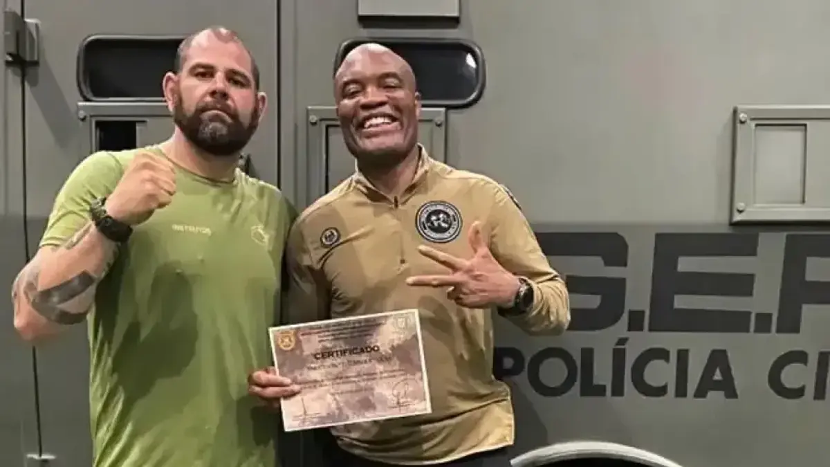 Anderson Silva treina para se tornar policial nos Estados Unidos