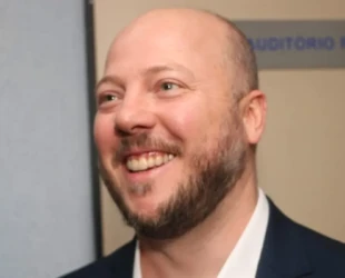 Secretário de Comunicação deve deixar a gestão Mabel nos próximos dias