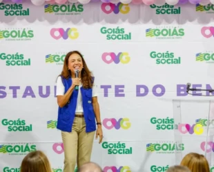 Primeira-dama Gracinha Caiado entrega 30 viaturas para Delegacias de Atendimento à Mulher