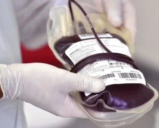 Com estoques críticos, Hemocentro de Goiás convoca população a doar sangue