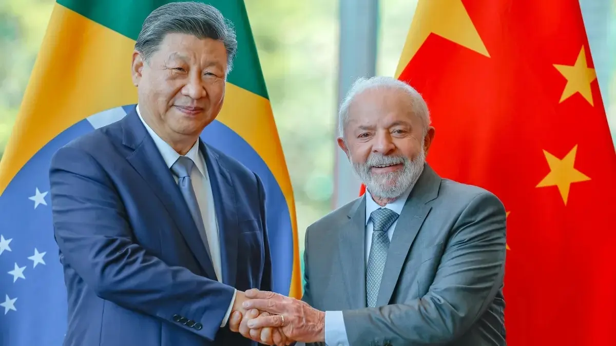 Lula e Xi Jinping conversam por telefone sobre interesses do Sul Global