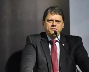 Tarcísio reforça que é candidato à reeleição e diz que vai visitar Bolsonaro na próxima semana