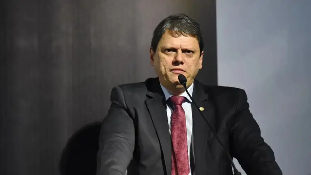 Tarcísio reforça que é candidato à reeleição e diz que vai visitar Bolsonaro na próxima semana