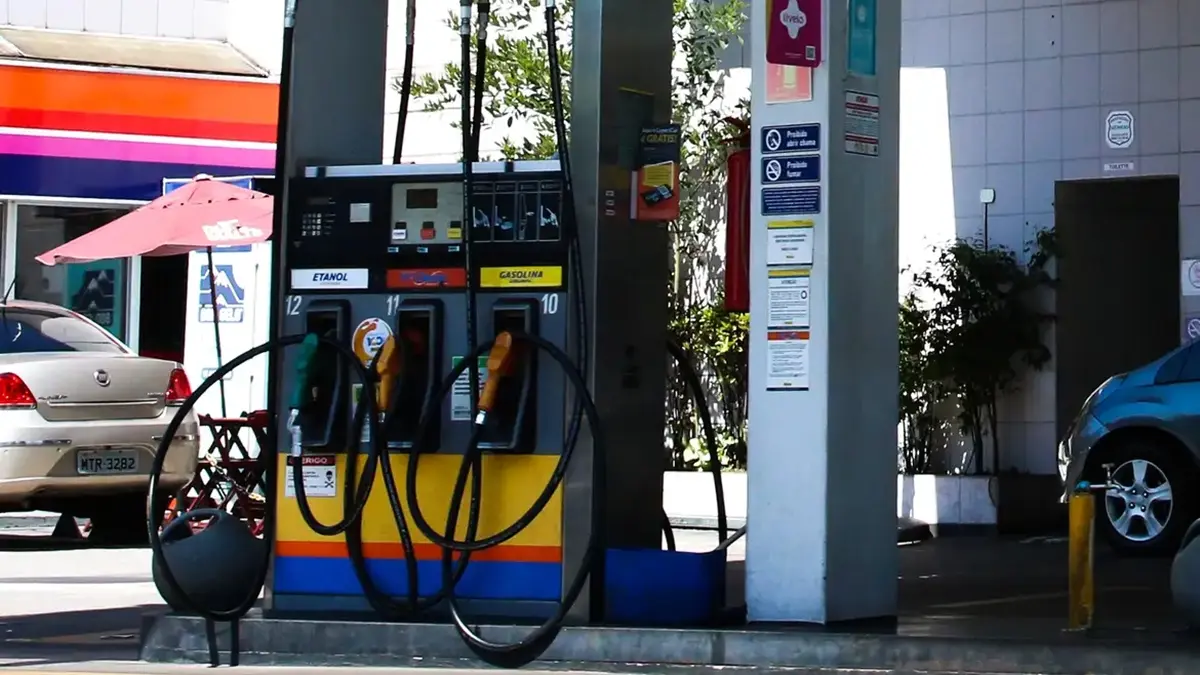 Gasolina tem redução nesta terça-feira