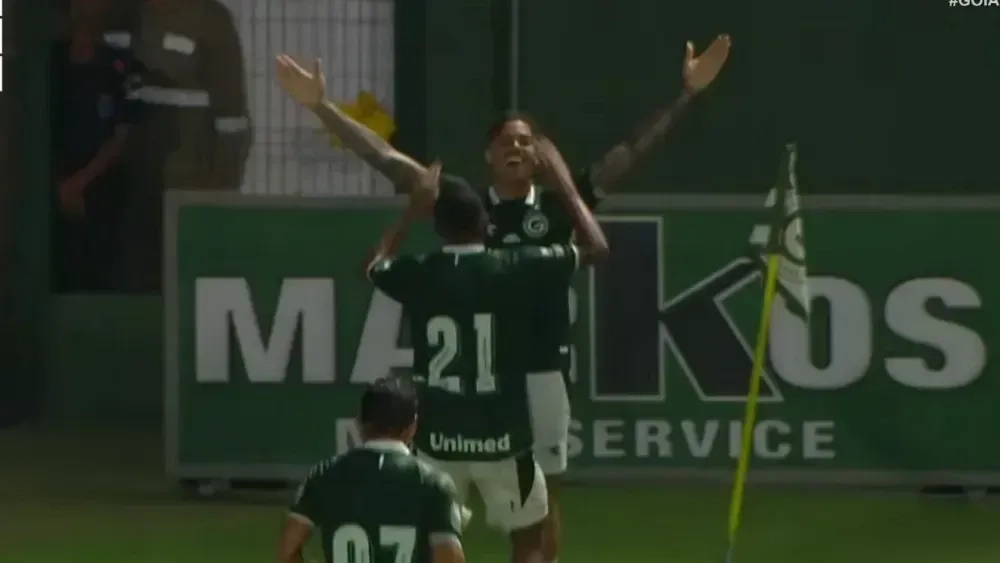 Gol_Goias