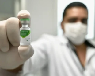Jovens de 15 a 19 anos devem se vacinar contra o HPV em Goiás