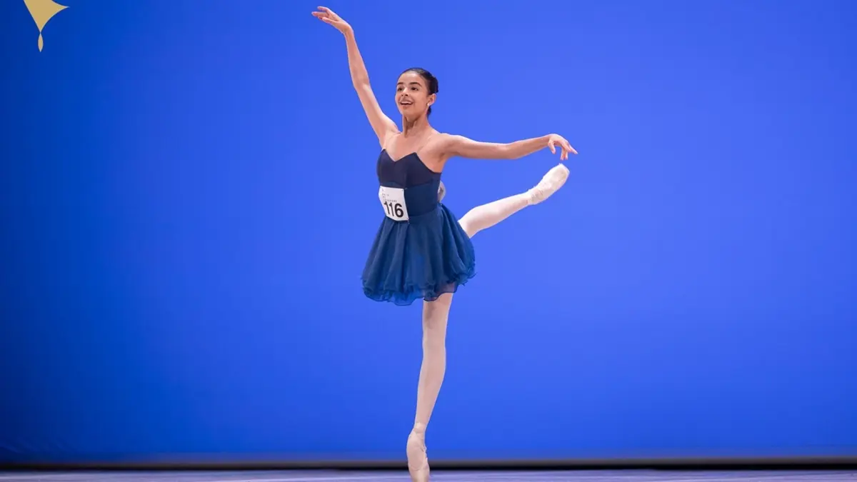 Aluna do Basileu França recebe 12 bolsas internacionais para estudar dança no mundo