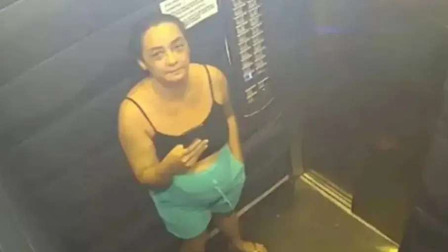 31xi2ba6vsxeirklnfhmbi031