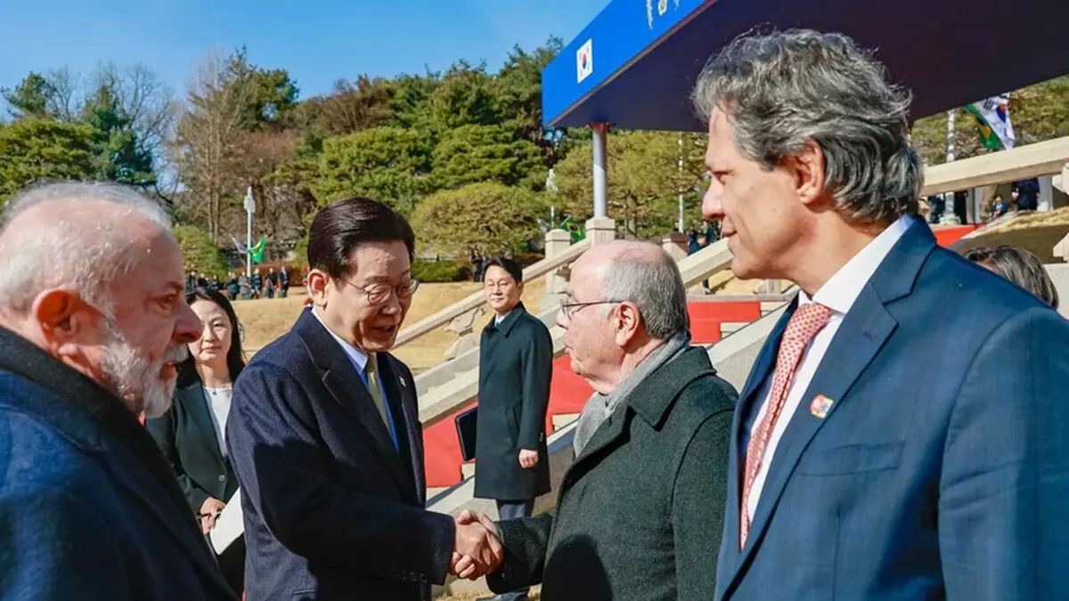 Lula avança nas conversas para Haddad disputar o governo de São Paulo