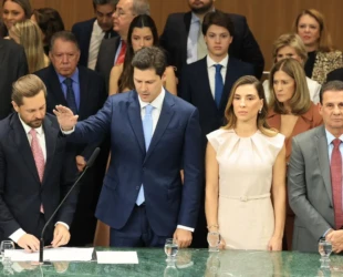 Posse-Daniel-Vilela-no-governo_-Secom