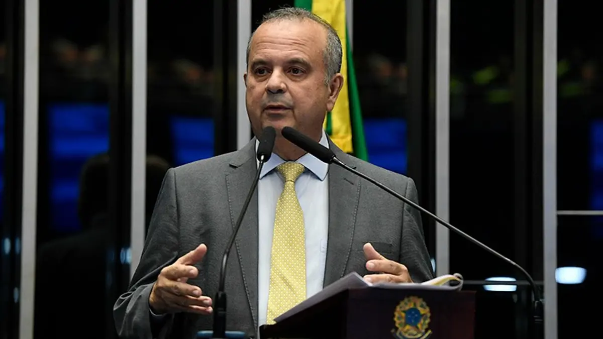 Coordenador da pré-campanha de Flávio Bolsonaro diz que Caiado será tratado com respeito