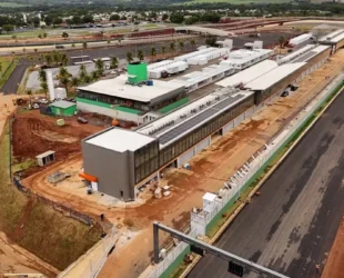 Caiado e Gusttavo Lima vistoriam Autódromo de Goiânia para o MotoGP nesta segunda-feira