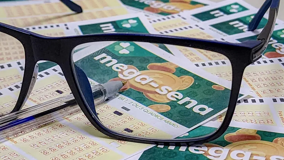 Mega-Sena acumula em R$ 75 milhões para sábado; Goiás teve ganhadores com 5 e 4 acertos