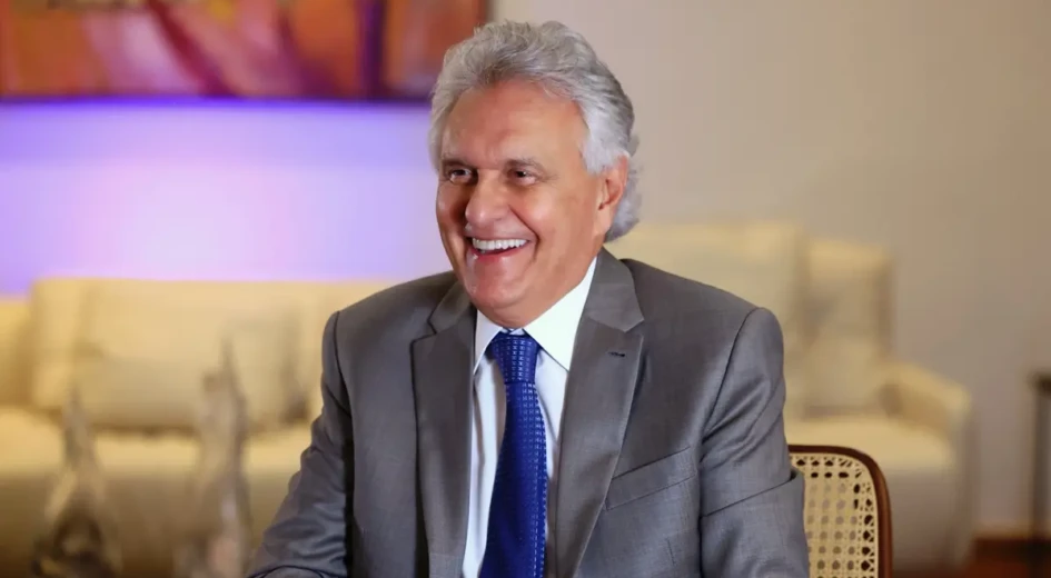 Caiado chama de 'Casos de Família' gestos de Michelle e Flávio
