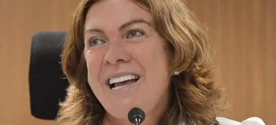 Fátima Gavioli garante que seguirá na disputa eleitoral
