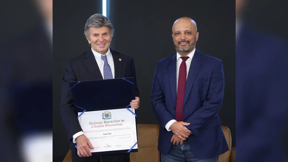 Fux recebe título de cidadão goianiense
