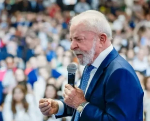 Lula reforça reeleição e diz que Alckmin decide se quer continuar na vice