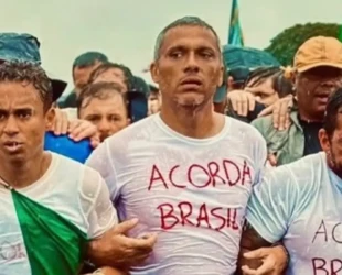 Movimento 'Acorda, Goiás! Acorda, Brasil' reúne Gayer, Nikolas e Michelle Bolsonaro em Goiânia