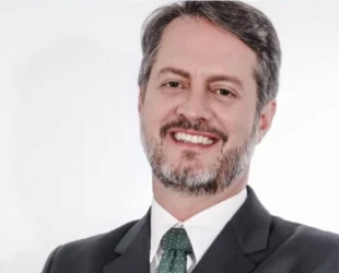 "Júlio fica no PV", diz presidente do partido em Goiás