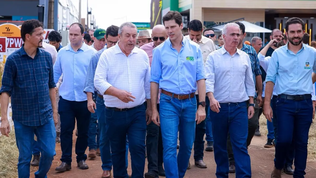 Márcio Corrêa e José Mário pegam carona com Daniel para a Tecnoshow