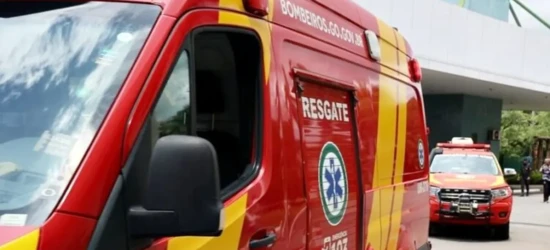 Mulher morre em incêndio em banheiro de mercado aberto em Goiânia