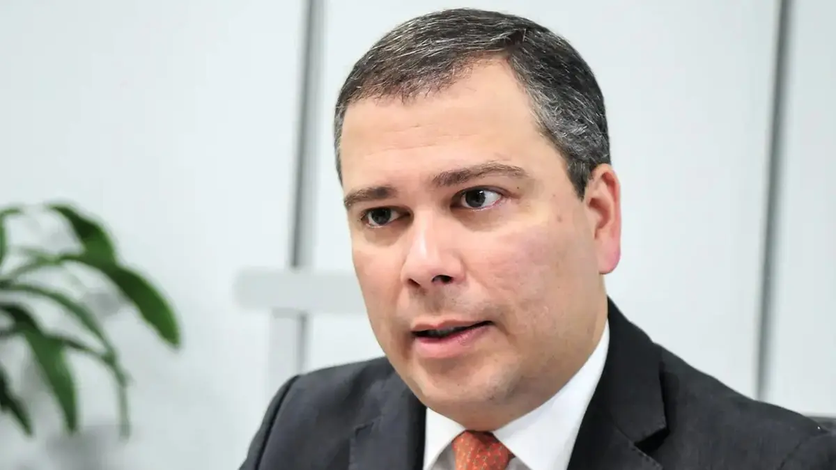 STF decide nesta sexta-feira se mantém prisão do ex-presidente do BRB