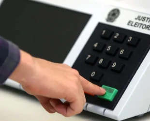 Brasileiros no exterior devem regularizar título até quarta-feira