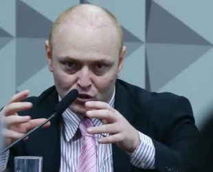 Moraes autoriza hacker Delgatti Neto a migrar para o regime aberto