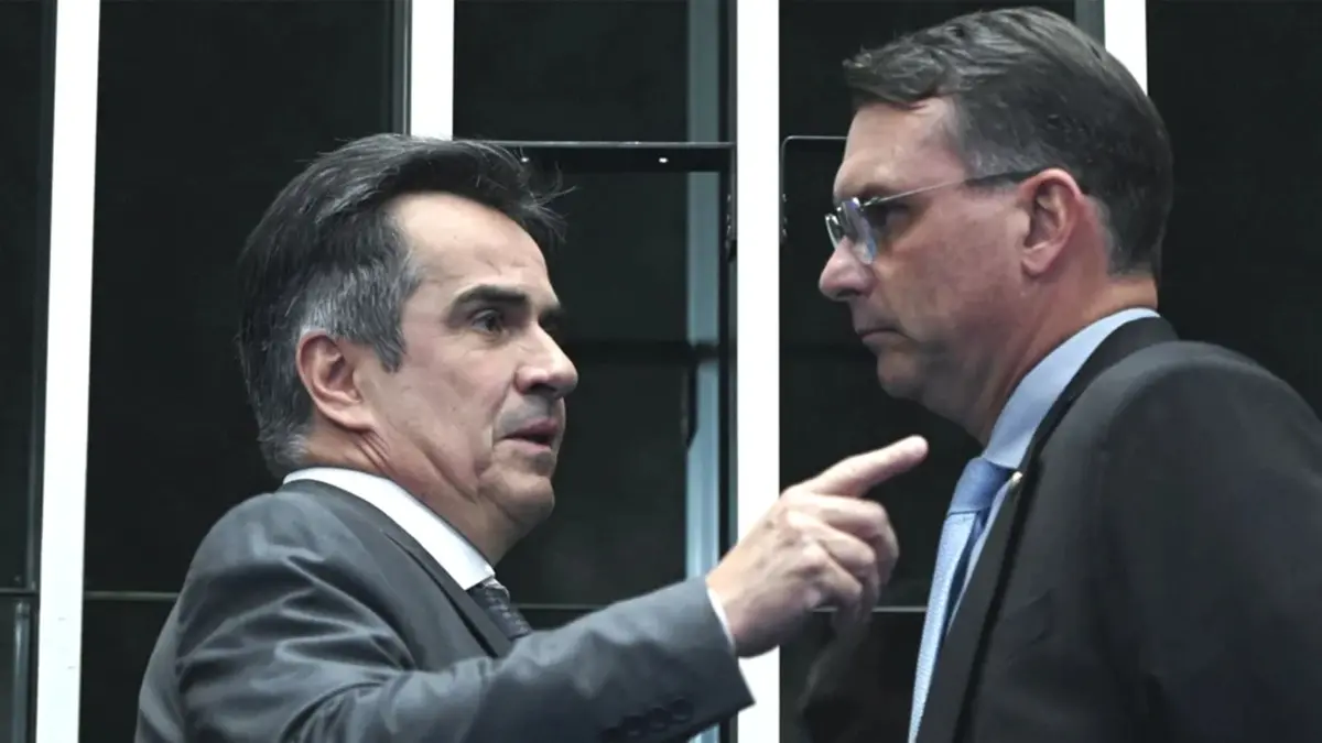 Valdemar defende Ciro Nogueira ao lado de Flávio Bolsonaro