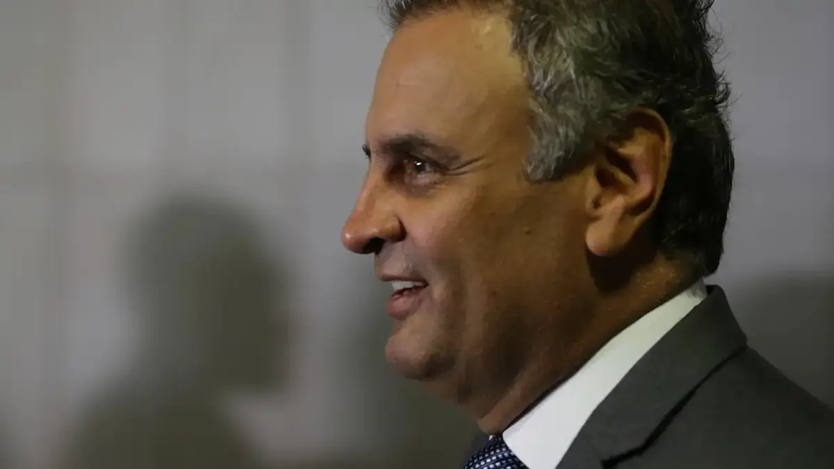 Federação PSDB/Cidadania declara apoio à pré-candidatura de Aécio à presidência; tucano ainda avalia