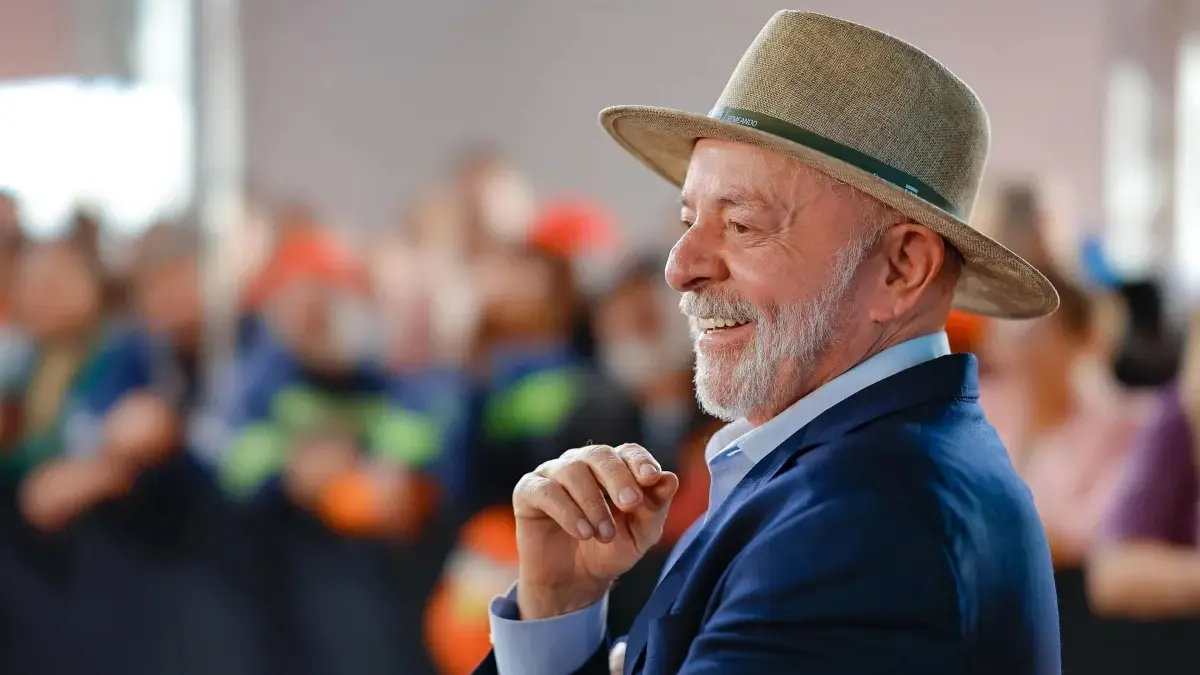 Lula lidera em cenários do 1º e do 2º turno, diz Meio/Ideia