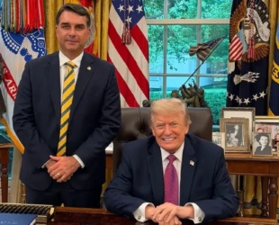 Flavio-Bolsonaro-e-Donald-Trump-1.jpg
