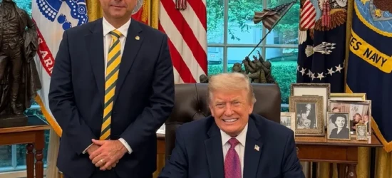 Flavio-Bolsonaro-e-Donald-Trump-1.jpg