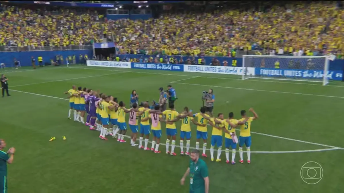 Brasil vence Japão; Alemanha e Holanda são eliminadas