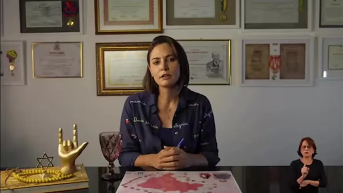 Maioria dos eleitores de Bolsonaro é contra vídeo de Michelle que expôs Flávio
