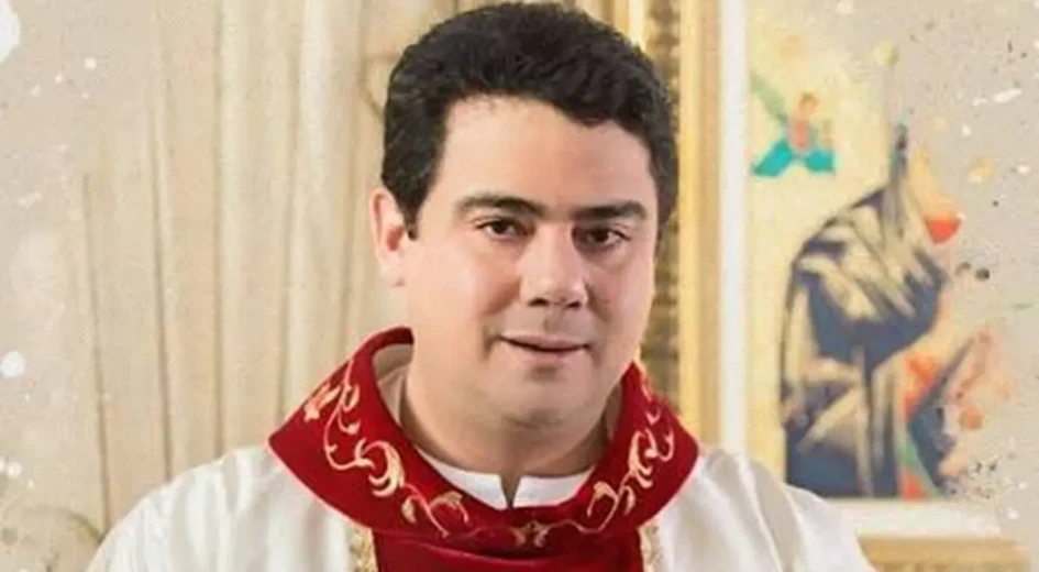 'Ganância' e 'inveja': Padre Robson fala sobre sua saída de Trindade em missa