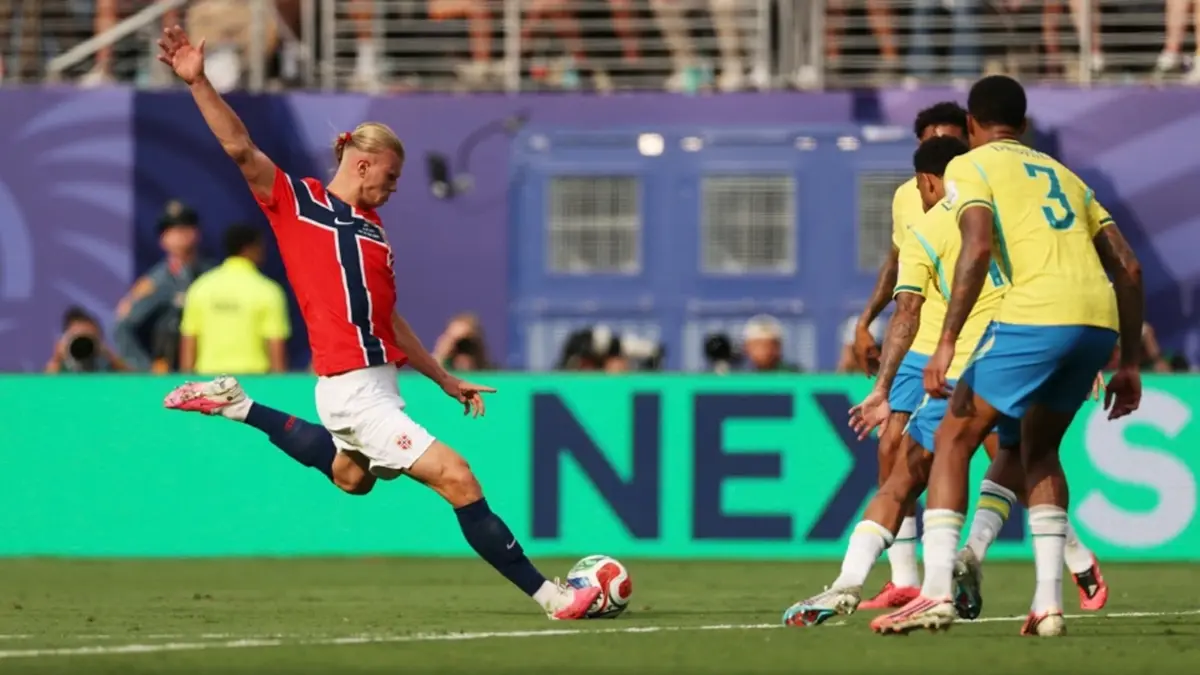 Noruega vence Brasil por 2 a 1; Haaland balançou a rede duas vezes