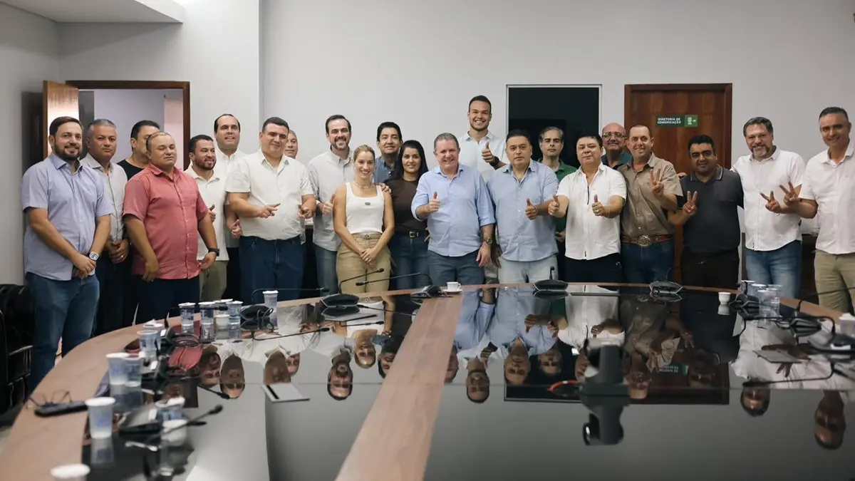Gustavo Mendanha recebe apoio de 18 vereadores de Rio Verde ao Senado
