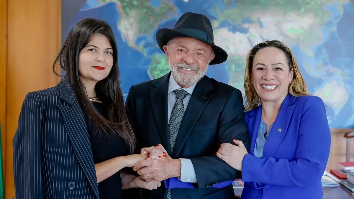 'Sem pressão', Lula demonstra desejo de Adriana e Aava na majoritária em Goiás