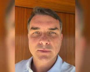 Flávio pediu desculpas a Michelle e a convida para 'caminharem juntos'