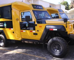 Escolas quilombolas recebem micro-ônibus para apoio pedagógico