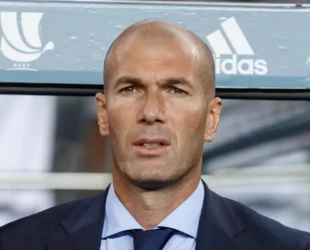 Seleção da França anuncia Zidane como novo técnico