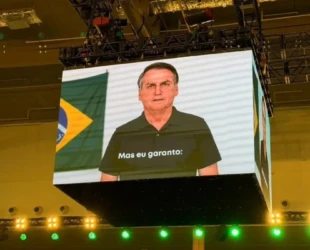 Moraes dá 48 horas para defesa de Bolsonaro explicar vídeo de IA
